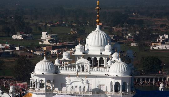 Gurudwara Anandpur Sahib — view 4